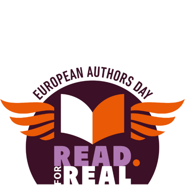 Logo zum „European Authors Day“ mit einem stilisierten offenen Buch in der Mitte, das von orangefarbenen Flügeln eingerahmt ist. Unter dem Buch steht in großen Buchstaben: „READ FOR REAL“
